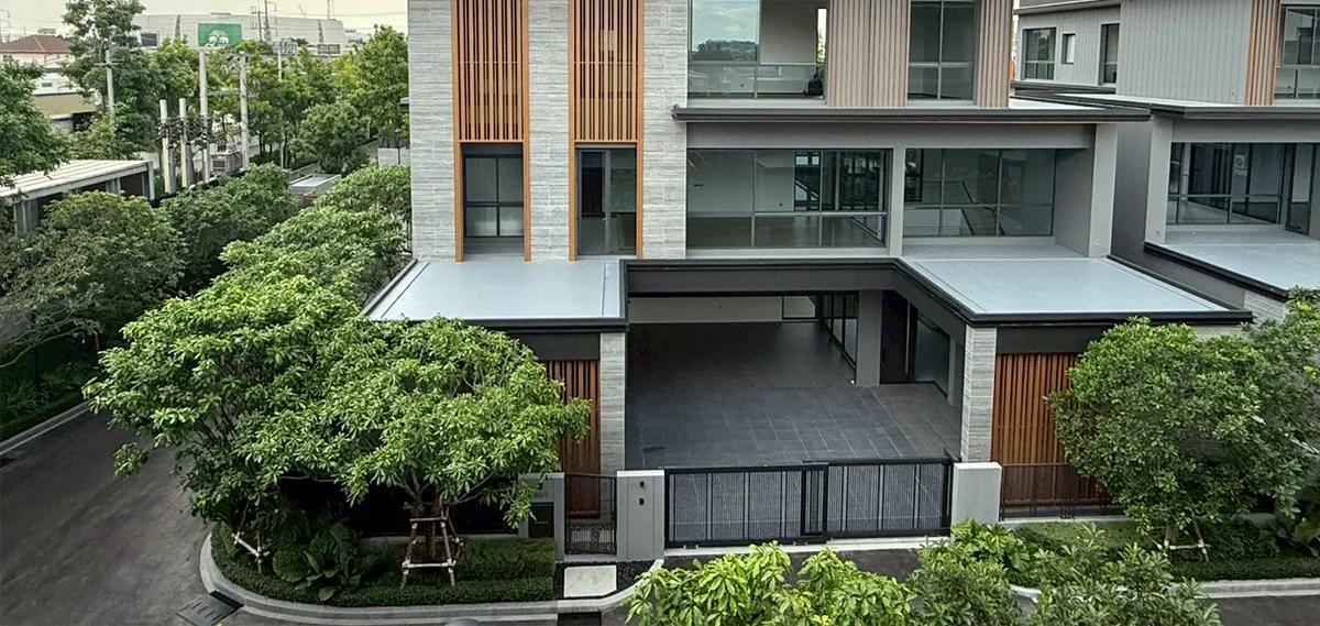 SMYTH’S Ramintra Private Estate