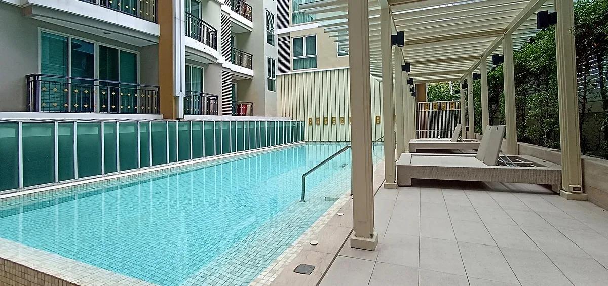 The Crest Sukhumvit 24